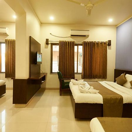 Hotel Pride Inn Ширди Екстериор снимка