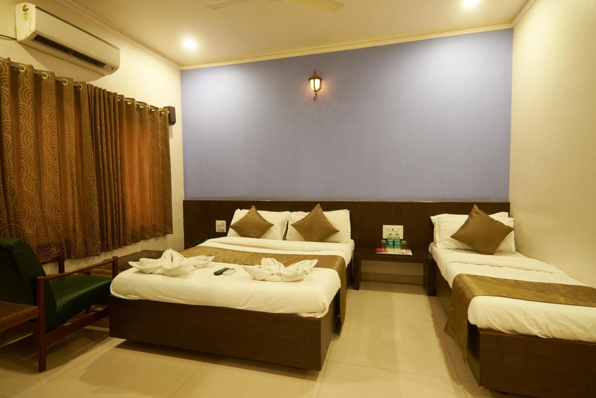 Hotel Pride Inn Ширди Екстериор снимка